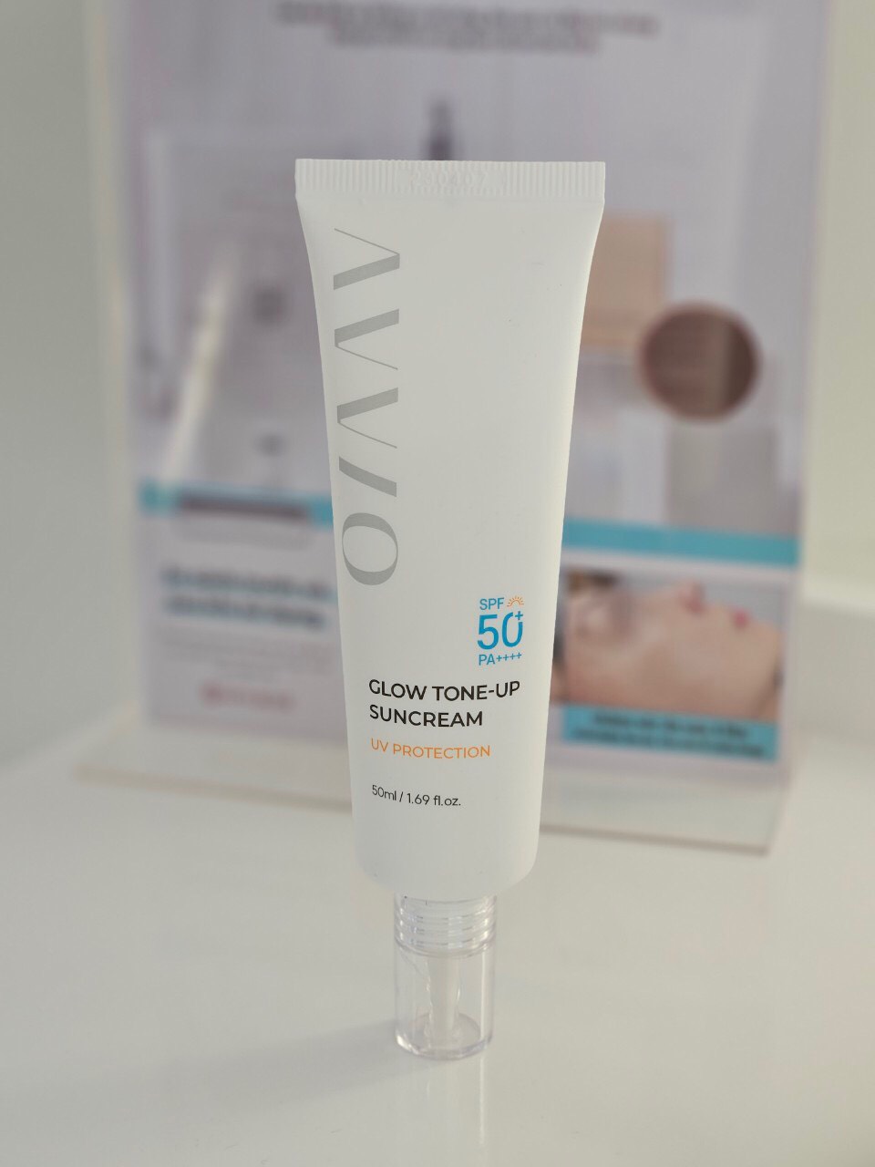 Avvio Glow Tone-Up Suncream